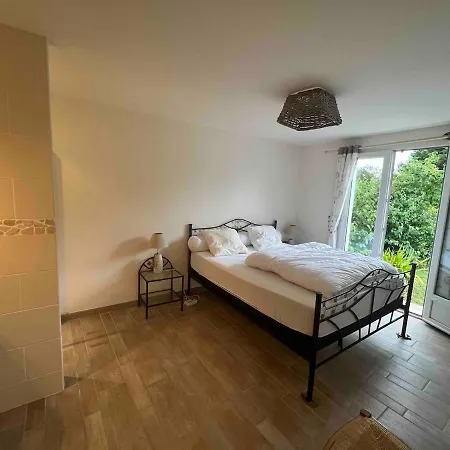 Spacieuse Avec Piscine Privée Proche De La Oléron Le Château-dʼOléron