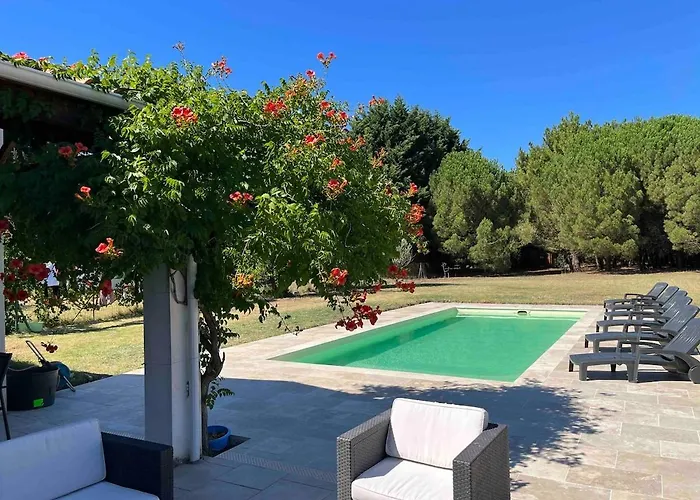 Сasa de vacaciones Spacieuse Avec Piscine Privée Proche De La Oléron